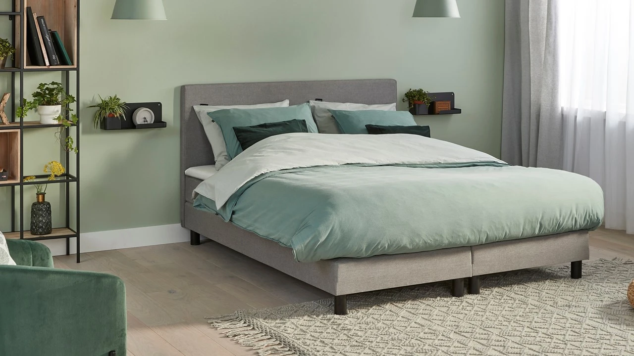 Box Ambra Vlak Met Gestoffeerd Matras