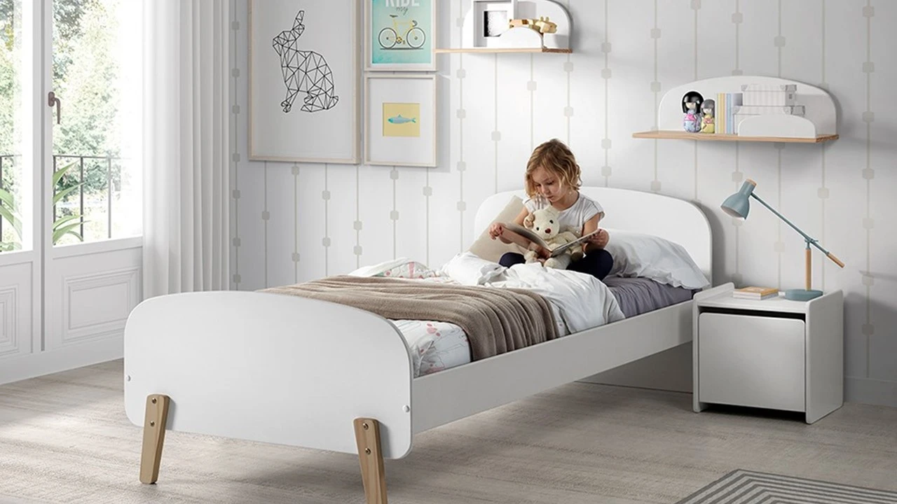 Bed Kiddy Inclusief Nachtkast En Commode